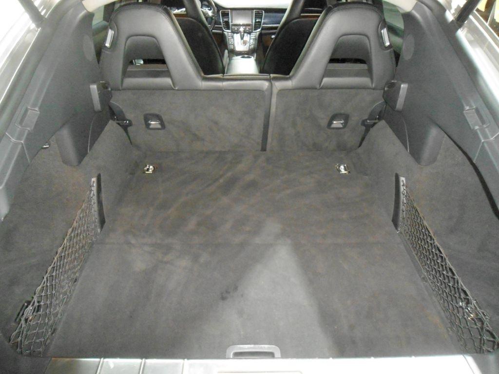 Porsche Panamera 4dr HB 4S 2011