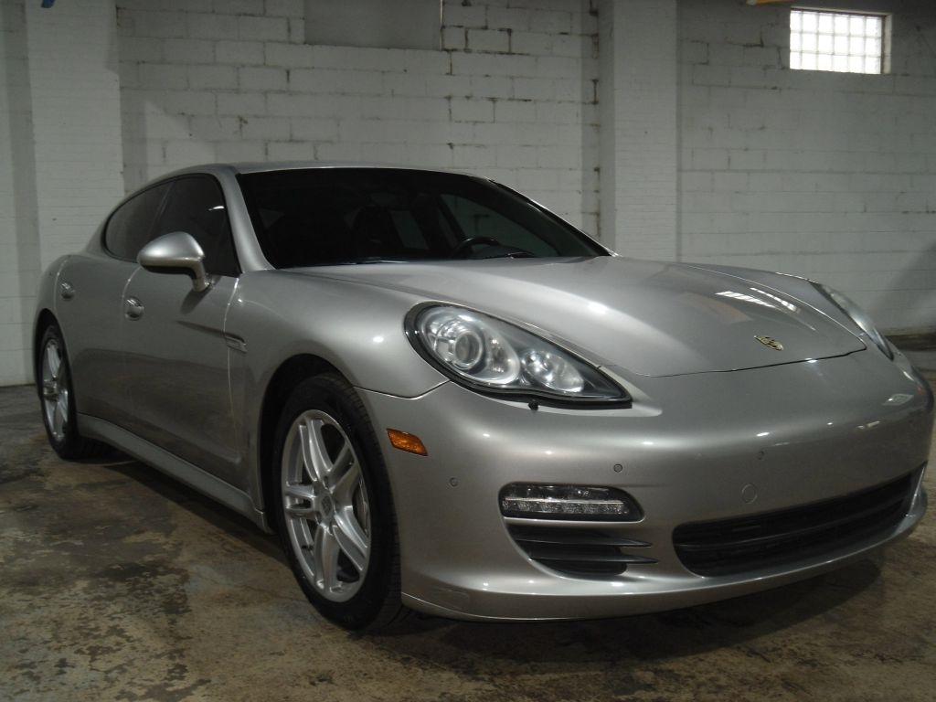 Porsche Panamera 4dr HB 4S 2011