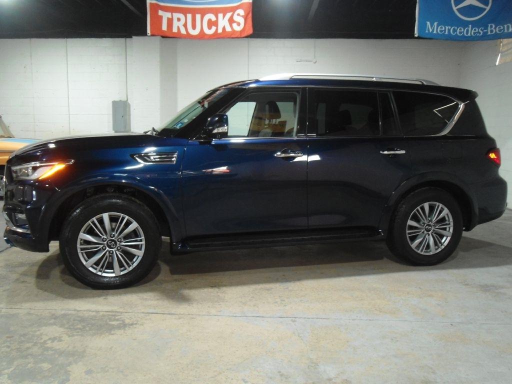 Infiniti QX80 LUXE AWD 2020