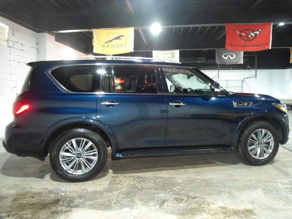 Infiniti QX80 LUXE AWD 2020