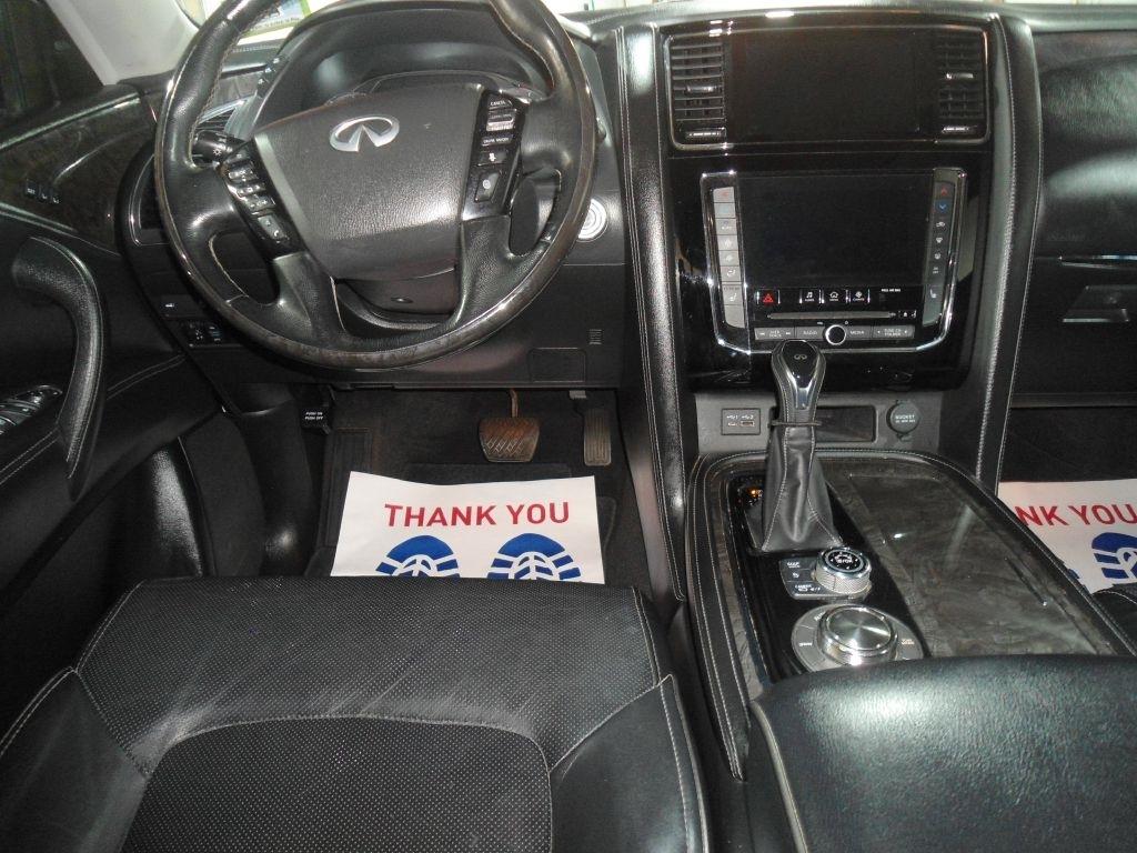 Infiniti QX80 LUXE AWD 2020