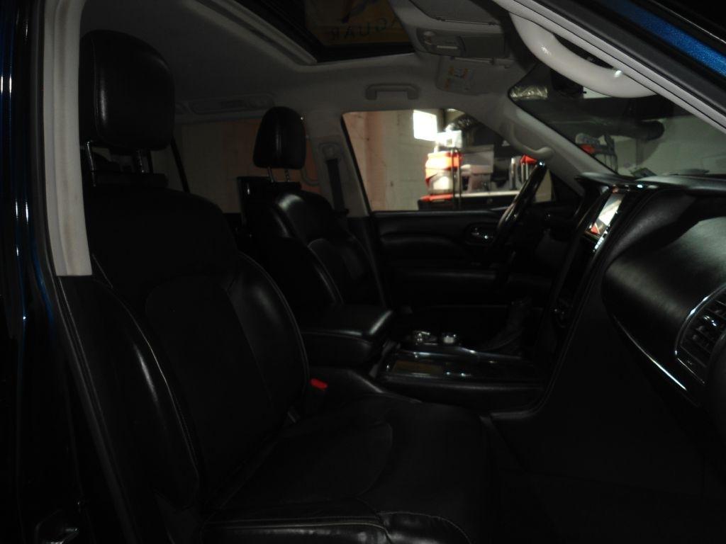 Infiniti QX80 LUXE AWD 2020