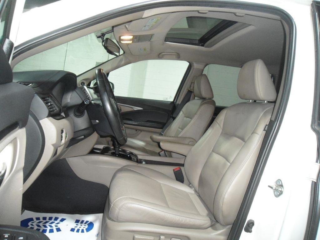 Honda Pilot AWD 4dr EX-L w/Navi 2016