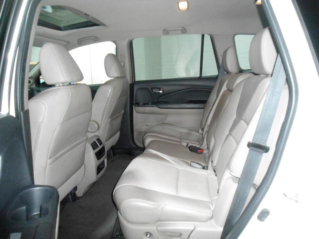 Honda Pilot AWD 4dr EX-L w/Navi 2016