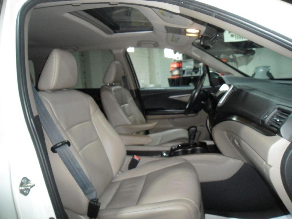 Honda Pilot AWD 4dr EX-L w/Navi 2016