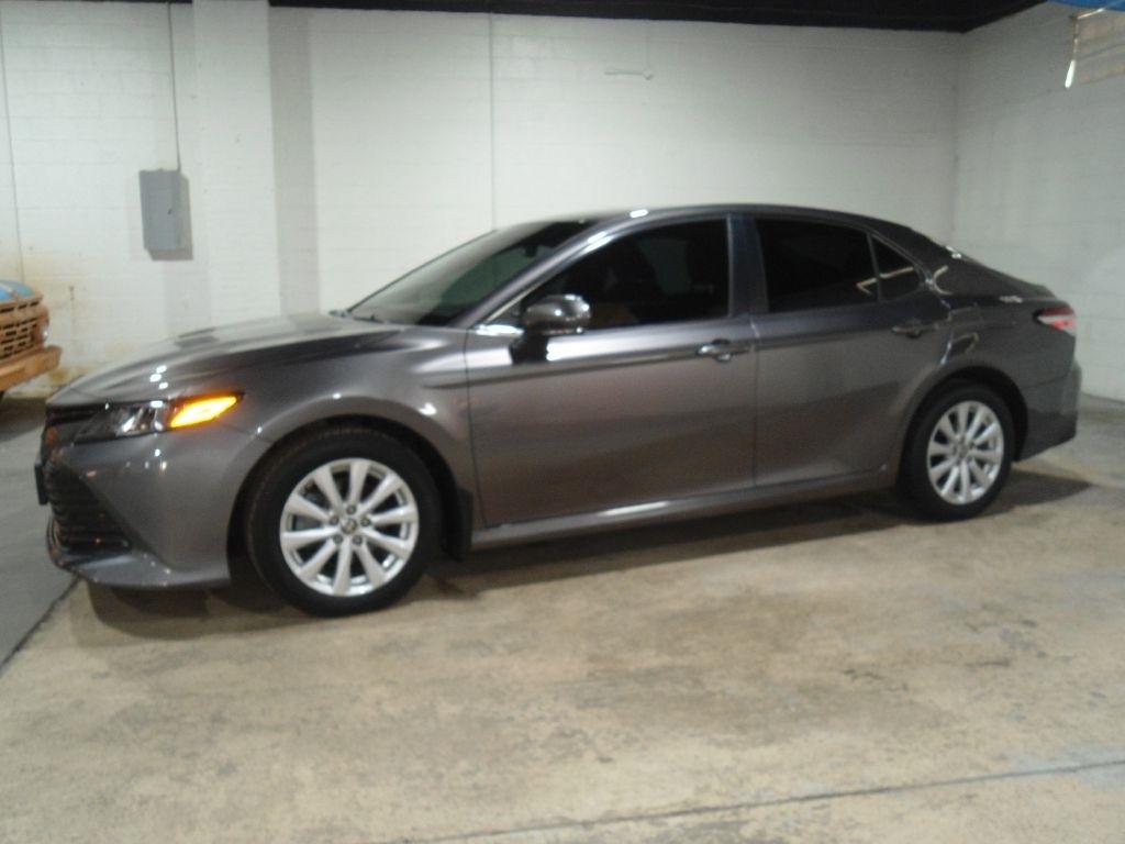 Toyota Camry LE Auto AWD (Natl) 2020