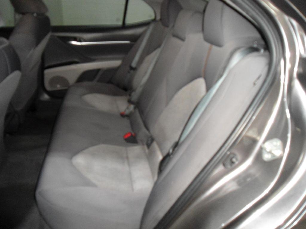 Toyota Camry LE Auto AWD (Natl) 2020