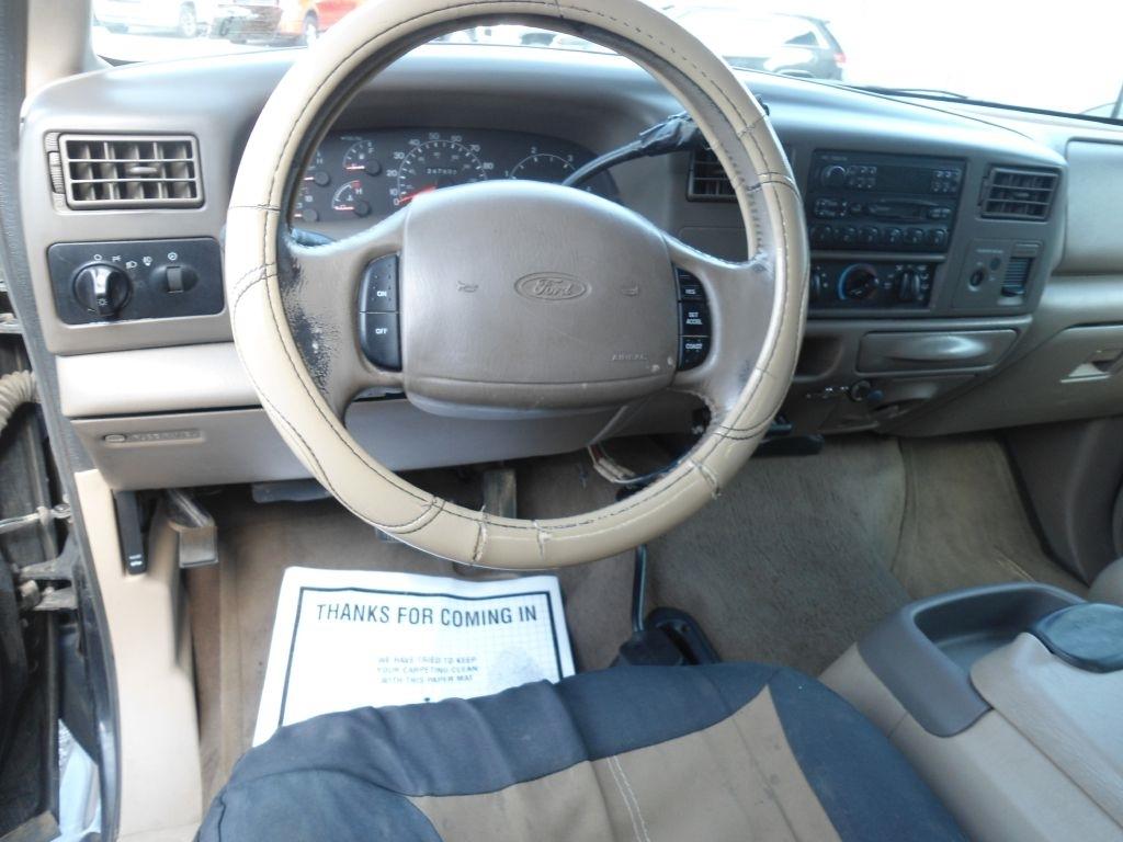 Ford Super Duty F-350 DRW Supercab 158" Lariat 4WD 2001