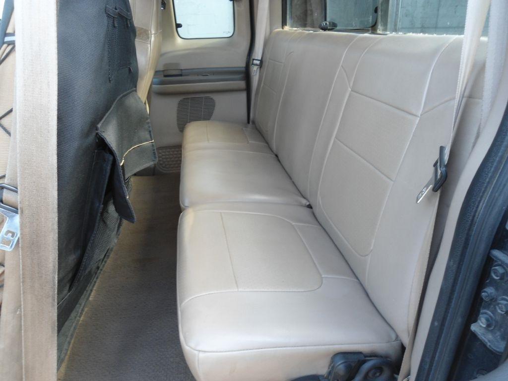 Ford Super Duty F-350 DRW Supercab 158" Lariat 4WD 2001