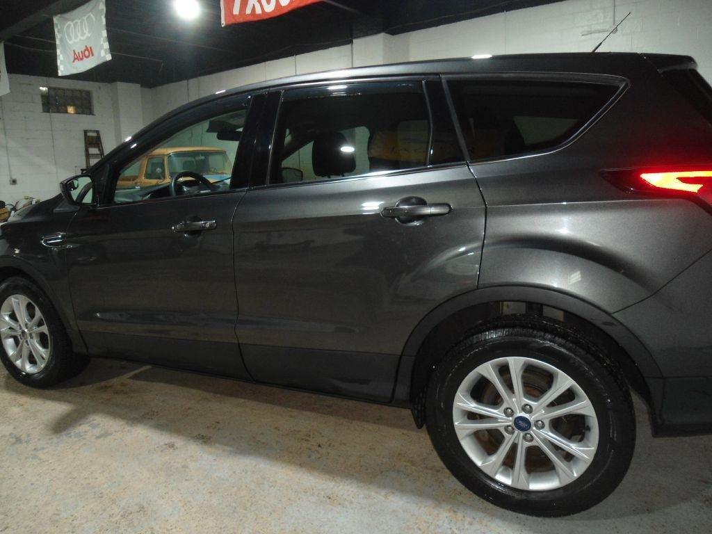 Ford Escape SE FWD 2017