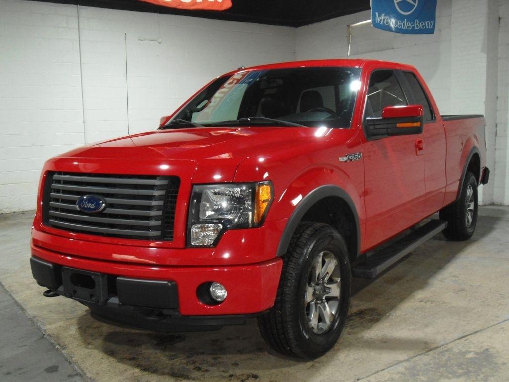 Ford F-150 4WD SuperCab 145" Lariat 2012