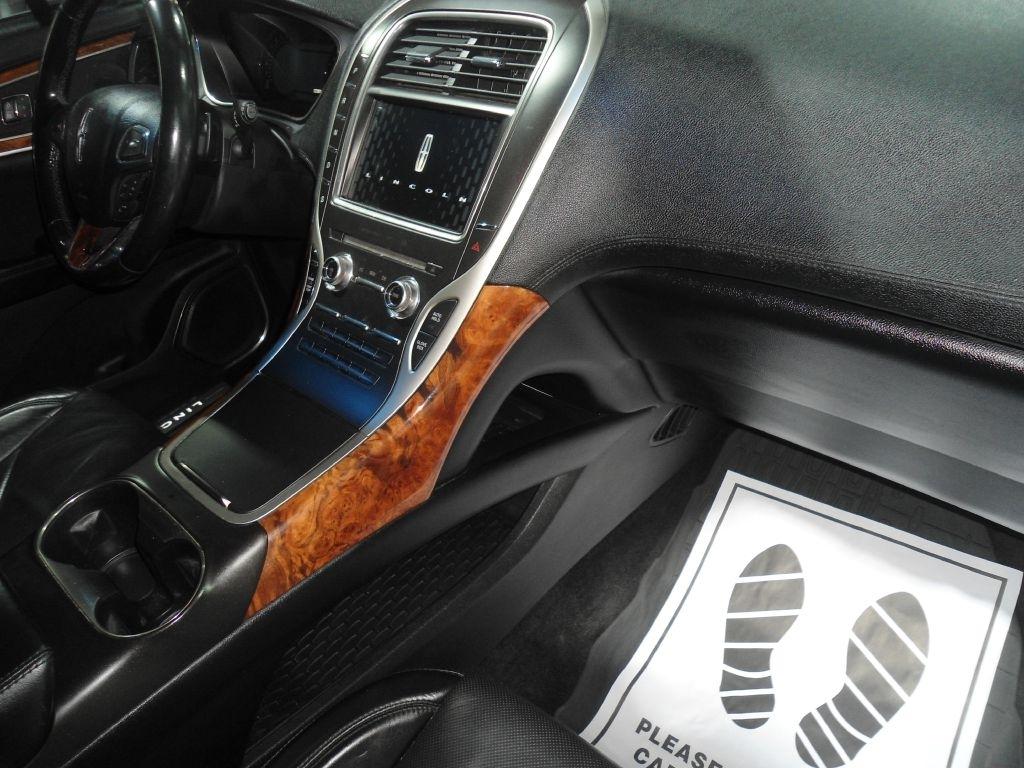 Lincoln MKX AWD 4dr Reserve 2016