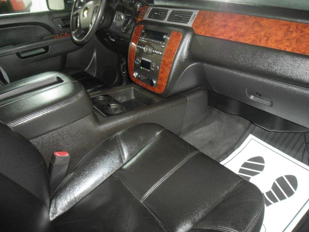 Chevrolet Silverado 2500HD 4WD Crew Cab 153.7" LTZ 2011