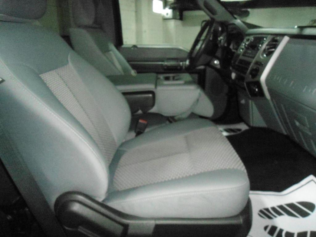Ford Super Duty F-250 SRW 4WD Reg Cab 137" XLT 2013