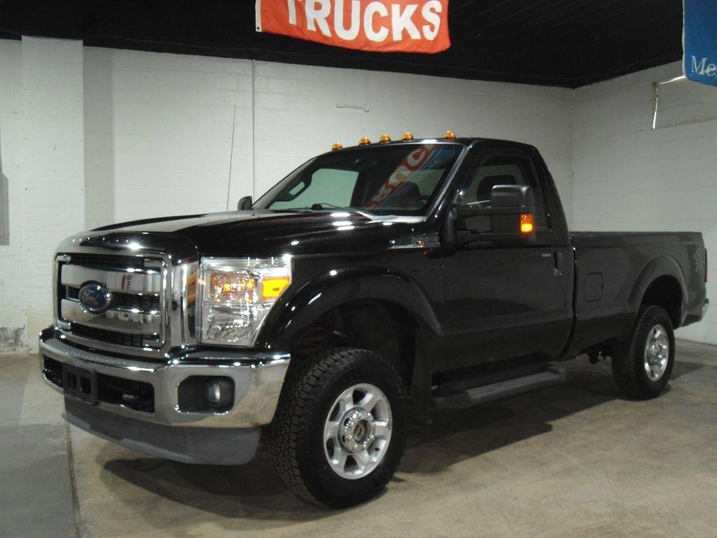 Ford Super Duty F-250 SRW 4WD Reg Cab 137" XLT 2013