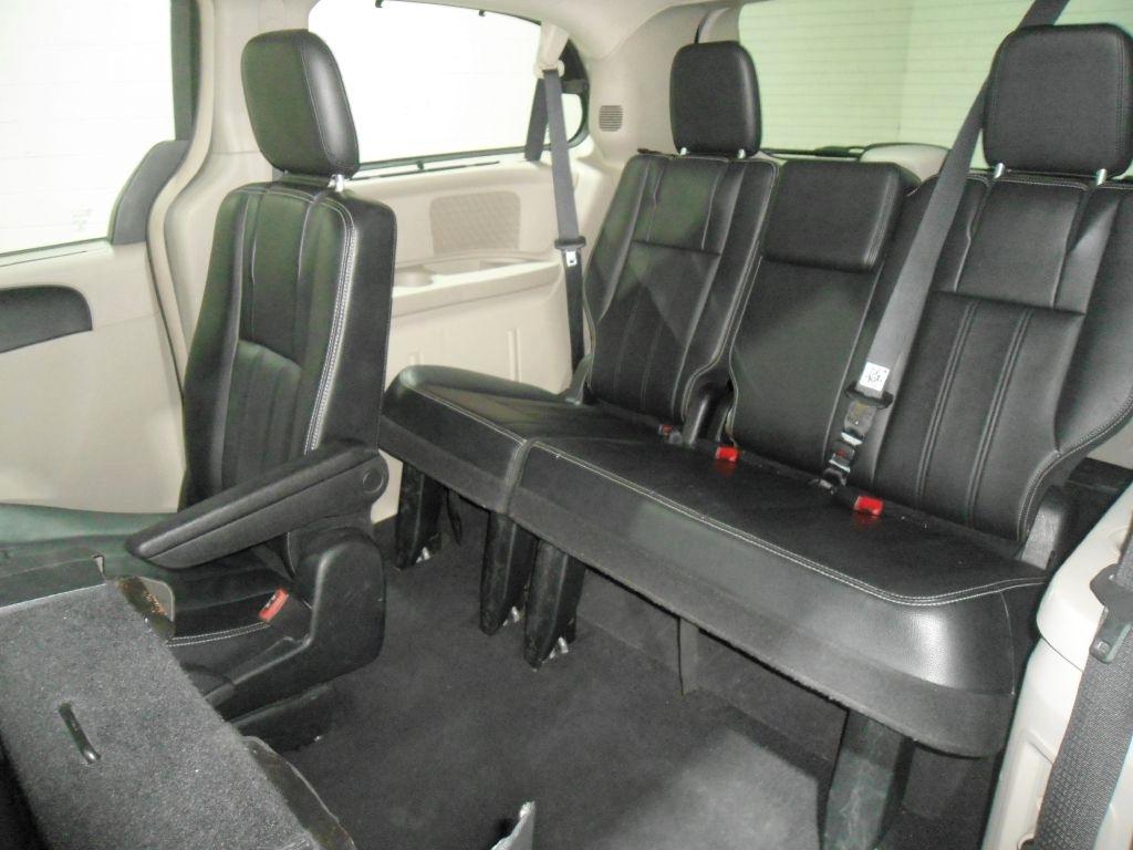 Chrysler Town & Country 4dr Wgn Touring 2014