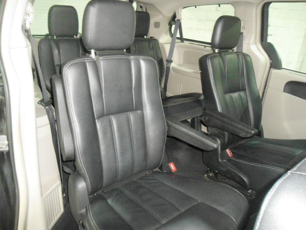 Chrysler Town & Country 4dr Wgn Touring 2014