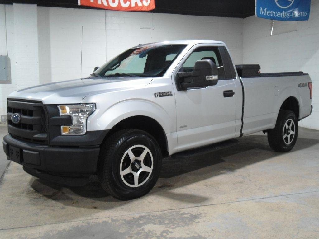 Ford F-150 4WD Reg Cab 141" XLT 2016