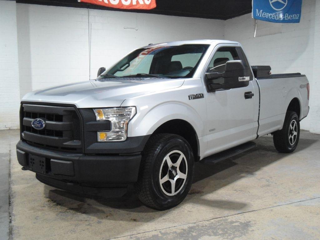 Ford F-150 4WD Reg Cab 141" XLT 2016