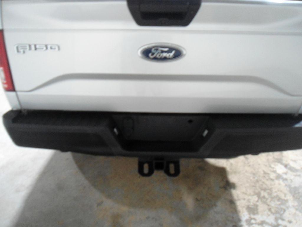 Ford F-150 4WD Reg Cab 141" XLT 2016