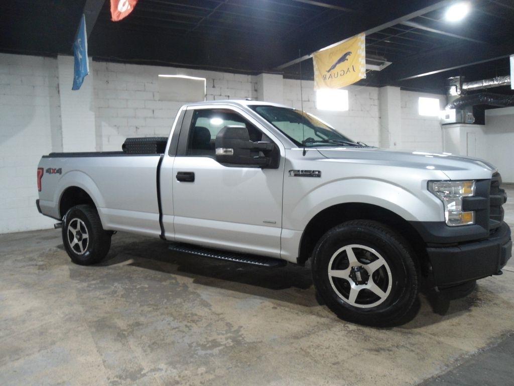 Ford F-150 4WD Reg Cab 141" XLT 2016