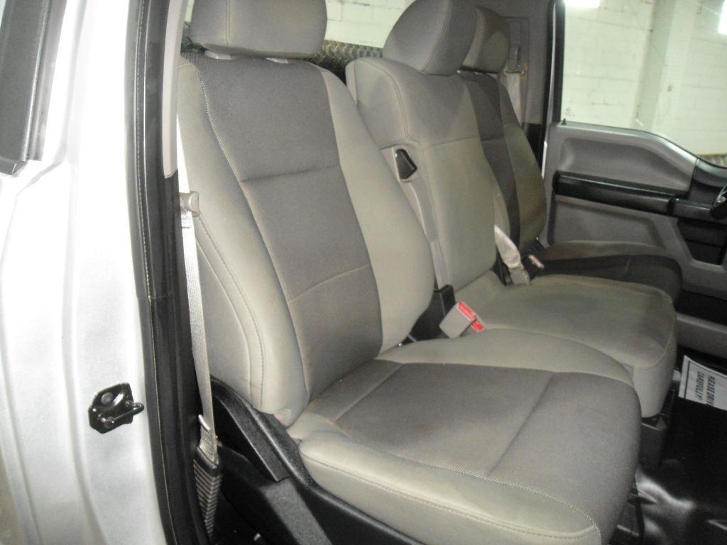 Ford F-150 4WD Reg Cab 141" XLT 2016