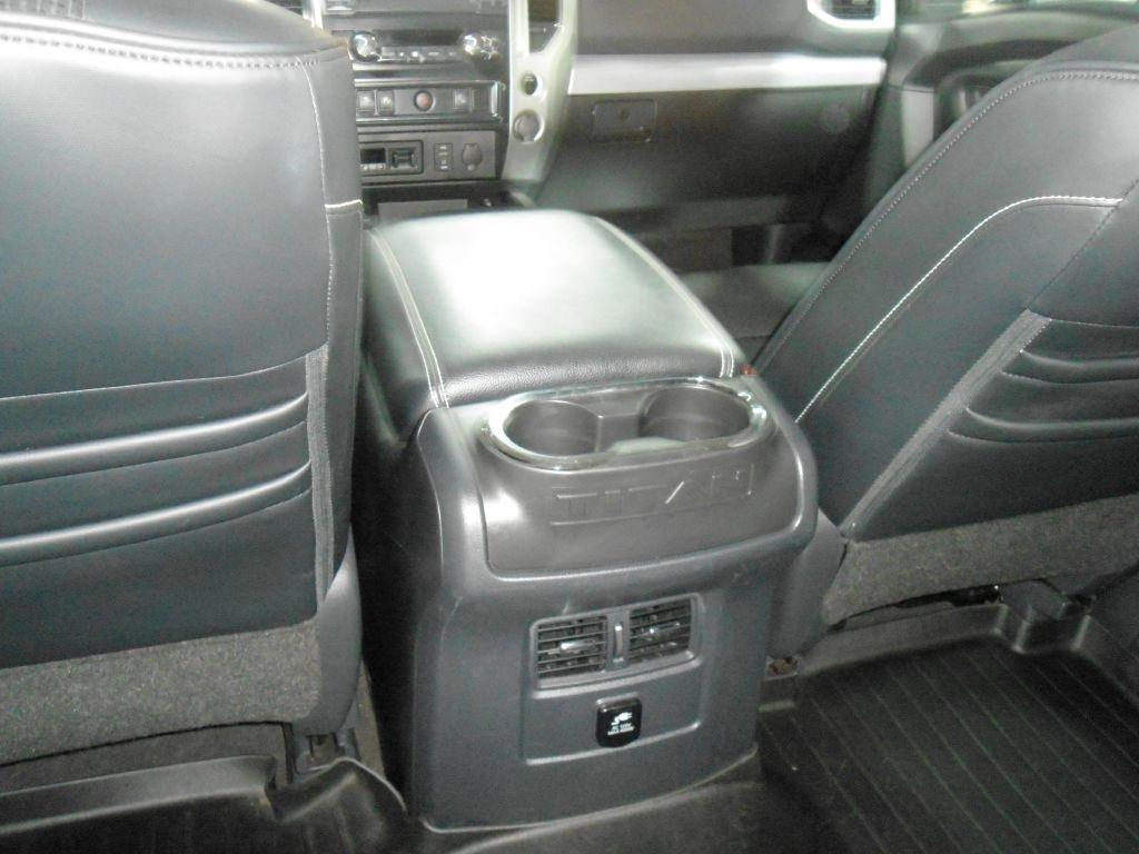 Nissan Titan 4x4 Crew Cab Platinum Reserve 2018