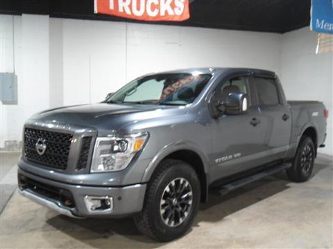 2018 Nissan Titan 4x4 Crew Cab S
