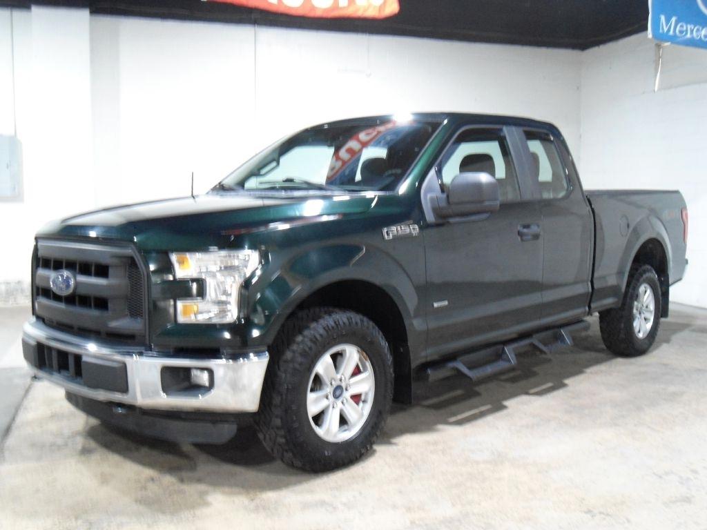 Ford F-150 4WD SuperCab 145" Lariat 2016