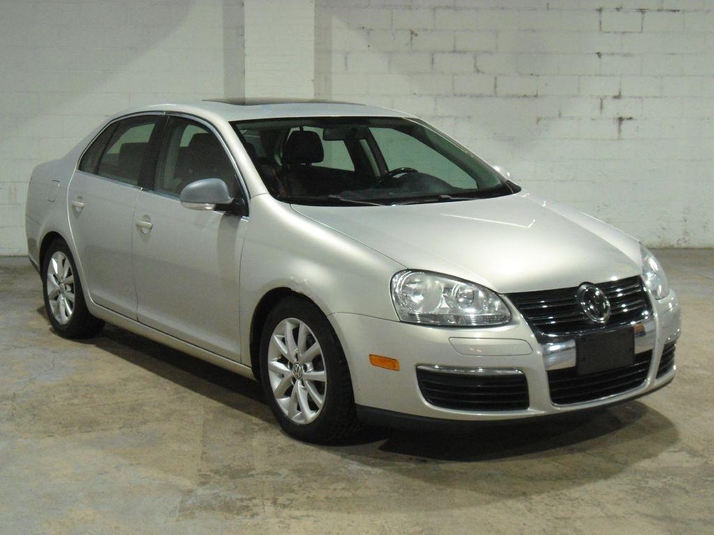 Volkswagen Jetta Sedan 4dr Auto Limited PZEV 2010