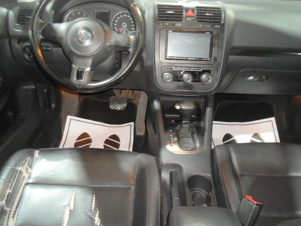 Volkswagen Jetta Sedan 4dr Auto Limited PZEV 2010