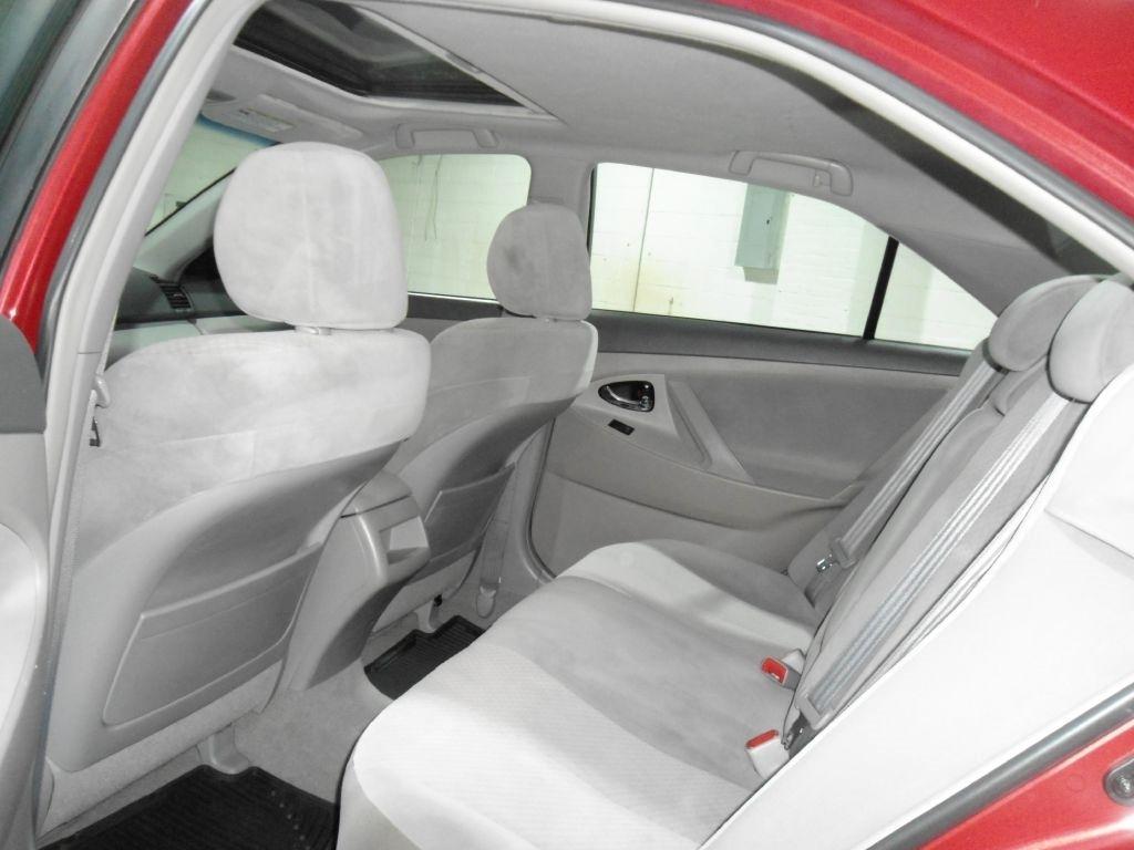 Toyota Camry 4dr Sdn I4 Man (Natl) 2009