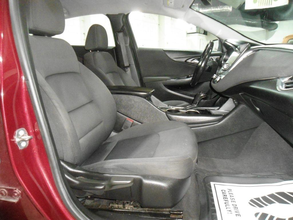 Chevrolet Malibu 4dr Sdn LT w/1LT 2018
