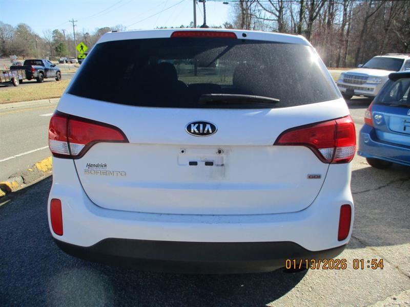 Kia Sorento LX 2WD 2015