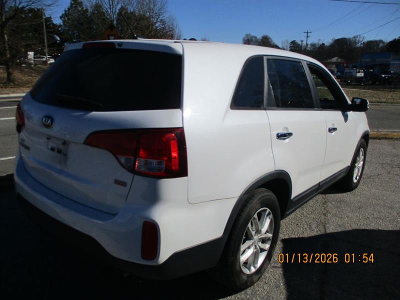 Kia Sorento LX 2WD 2015