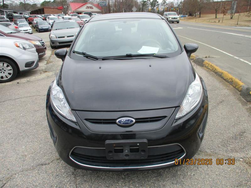 2012 Ford Fiesta SE Hatchback