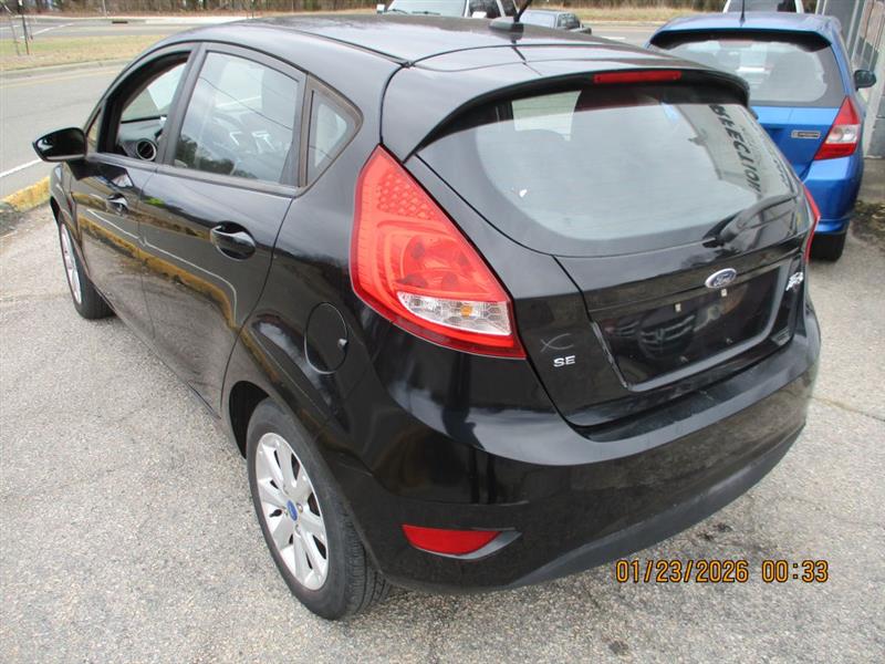 Ford Fiesta SE Hatchback 2012