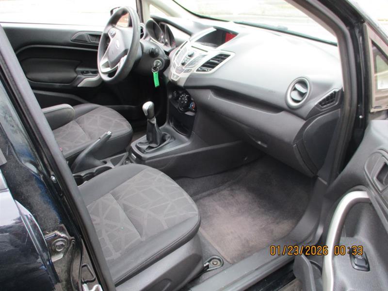 Ford Fiesta SE Hatchback 2012