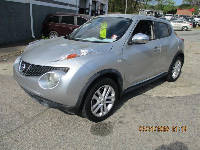 Nissan Juke S AWD 2012