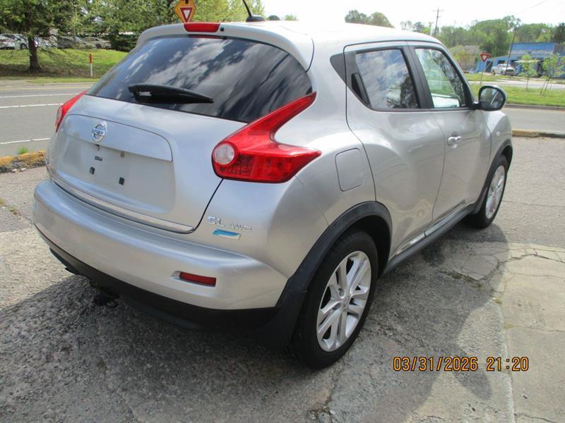 Nissan Juke S AWD 2012