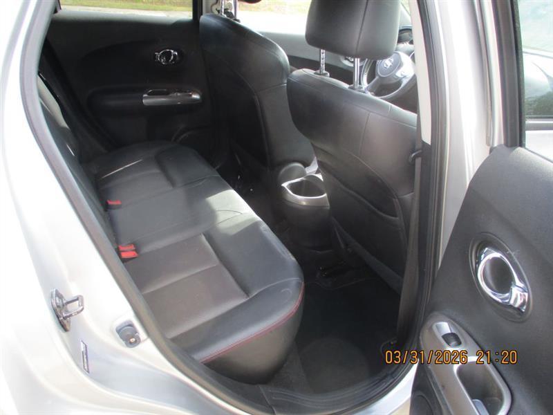 Nissan Juke S AWD 2012