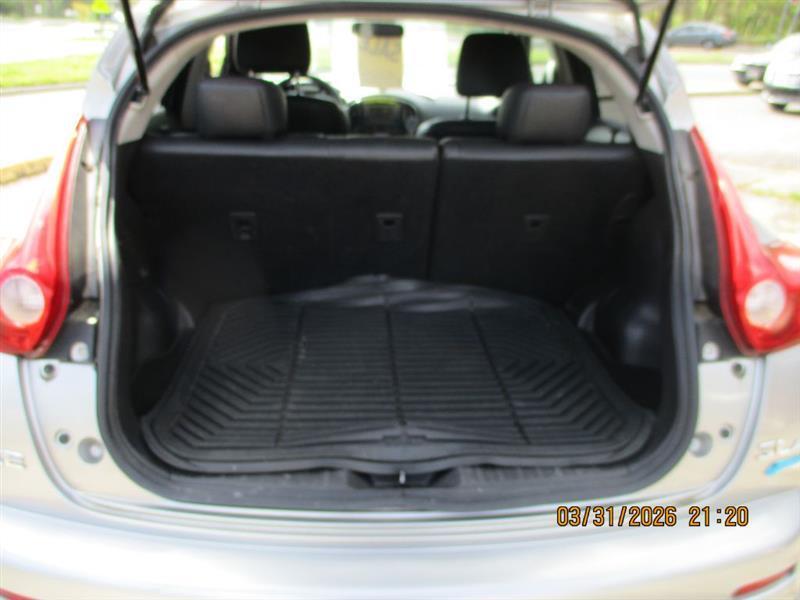 Nissan Juke S AWD 2012