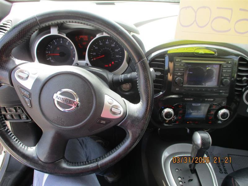 Nissan Juke S AWD 2012
