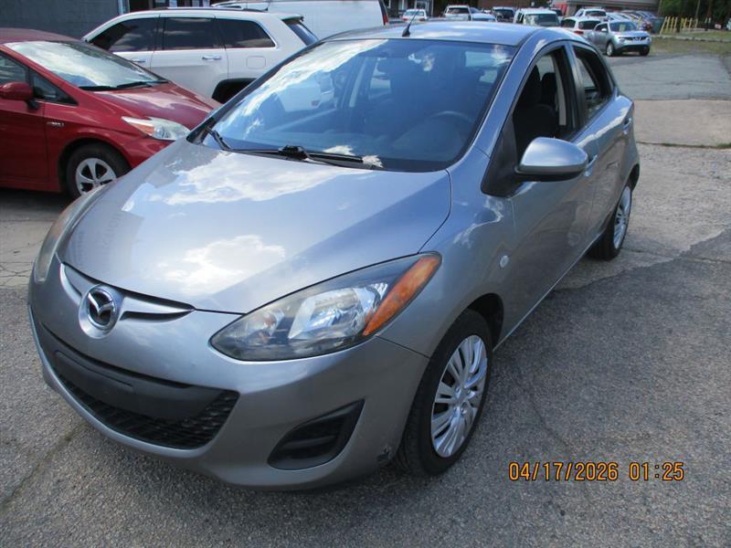 Mazda MAZDA2 Sport 2013