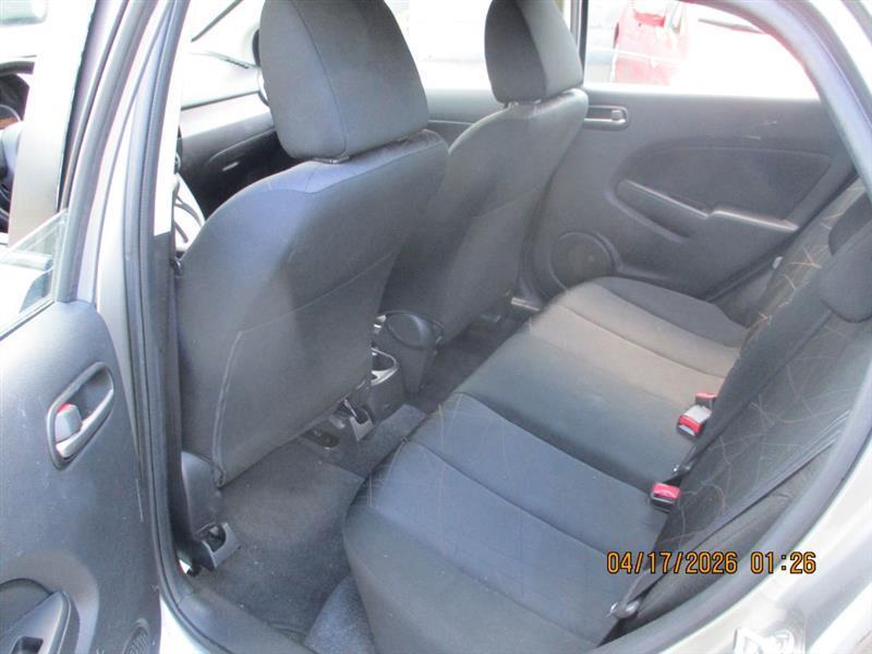 Mazda MAZDA2 Sport 2013