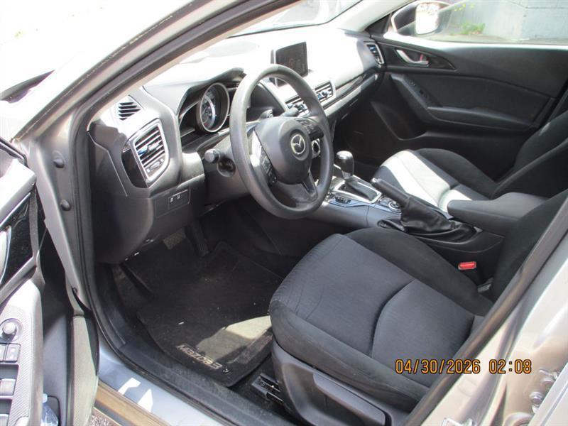 Mazda MAZDA3 i Sport AT 4-Door 2015