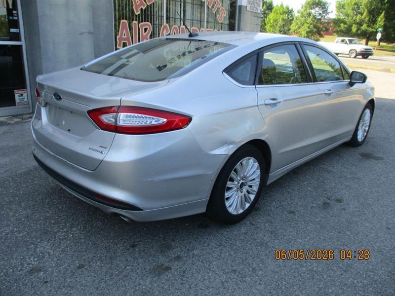 Ford Fusion Hybrid SE 2014