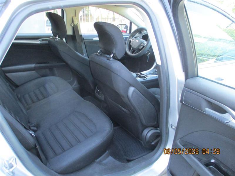 Ford Fusion Hybrid SE 2014