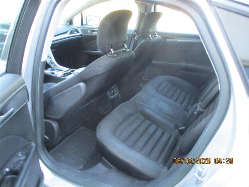 Ford Fusion Hybrid SE 2014