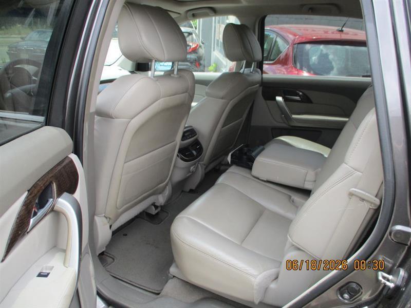 Acura MDX 6-Spd AT w/Tech Package 2012